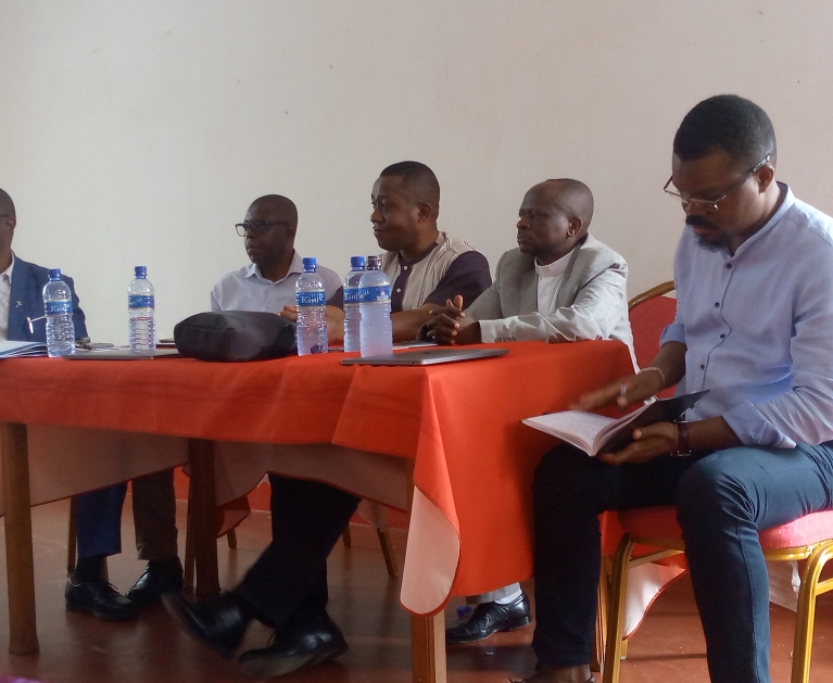 MONSIEUR L’ABBE EDUARD MAKIMBA SECRETAIRE EXECUTIF DE LA CARITAS CONGO EN MISSION DE SERVICE DANS LE DIOCESE D’UVIRA.